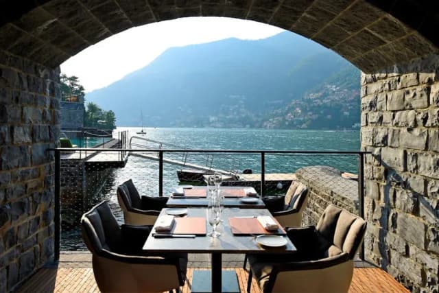 Gdzie zjeść w Lecco? Odkryj najlepsze restauracje i smaki