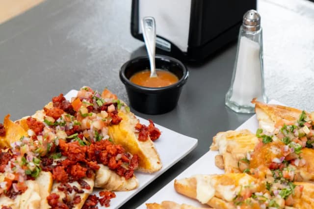Gdzie zjeść w Chęcinach? Odkryj najlepsze restauracje i smaki Gdzie zjeść w Chęcinach? Odkryj najlepsze restauracje i smaki